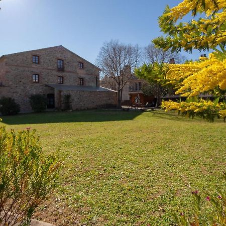 Mas Can Calet Aparthotel Les Franqueses del Vallès Esterno foto