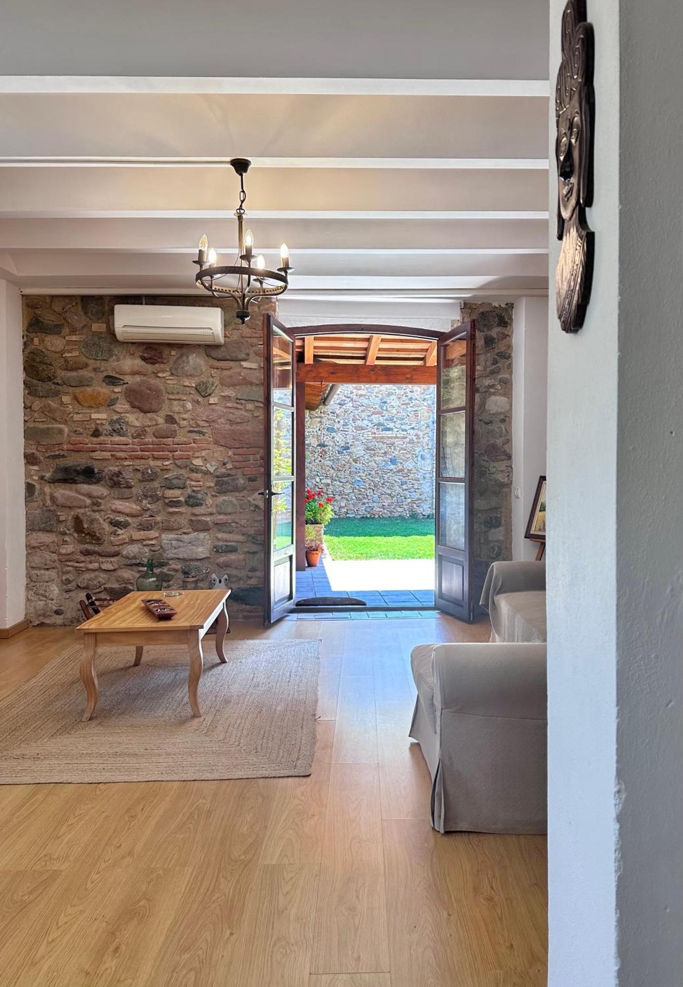 Mas Can Calet Aparthotel Les Franqueses del Vallès Esterno foto