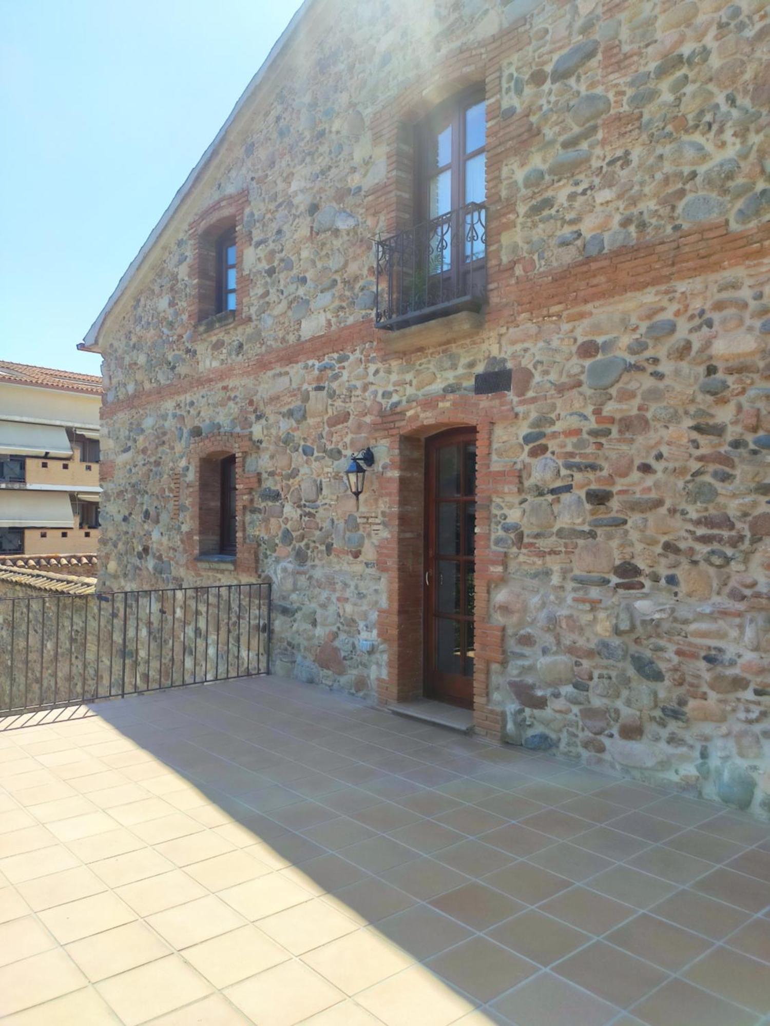 Mas Can Calet Aparthotel Les Franqueses del Vallès Esterno foto